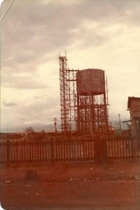 Construção caixa d'água, em 1977. Fonte: Grupo Memória Vilhenense