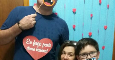 Sandro com família. Fonte: Arquivo Pessoal
