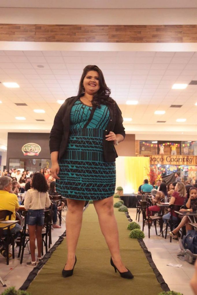 Mykaella Carvalho eleva autoestima quando está na passarela. Foto_ Júnior de Souza